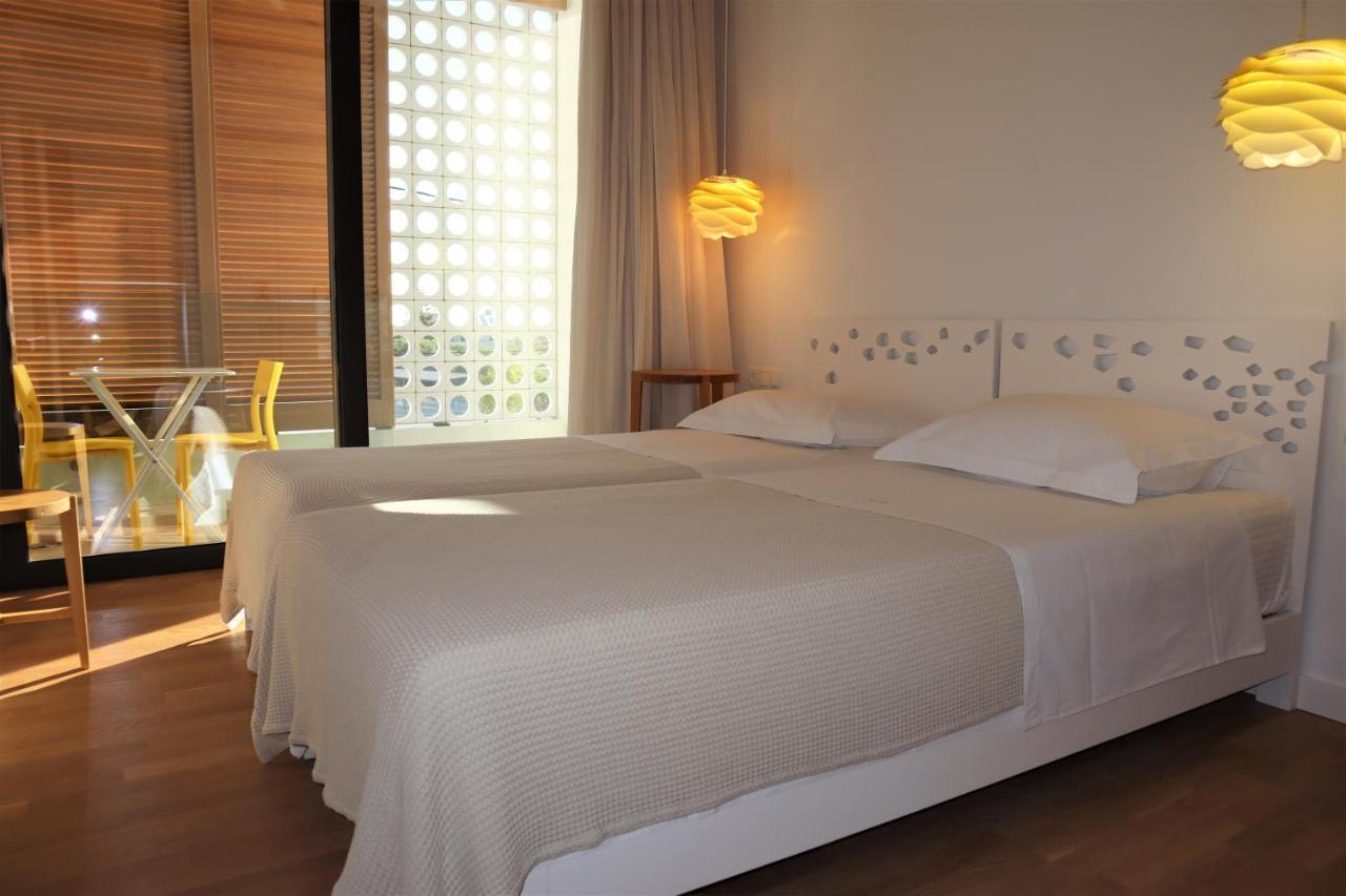Fos Villa, A Luxe House With Private Heated Pool Galatász Kültér fotó
