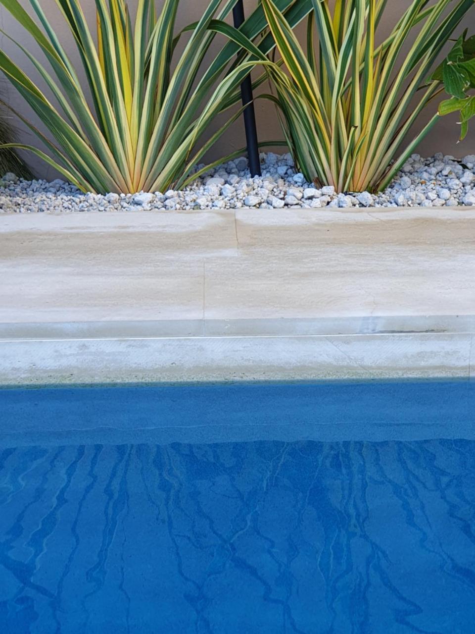 Fos Villa, A Luxe House With Private Heated Pool Galatász Kültér fotó